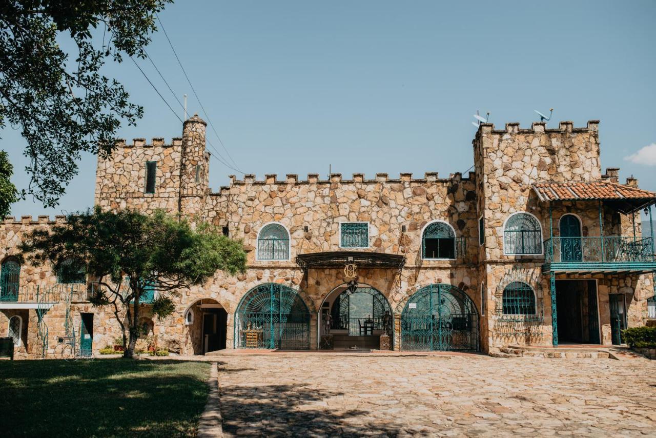 Hotel El Castillo 치나우타 외부 사진