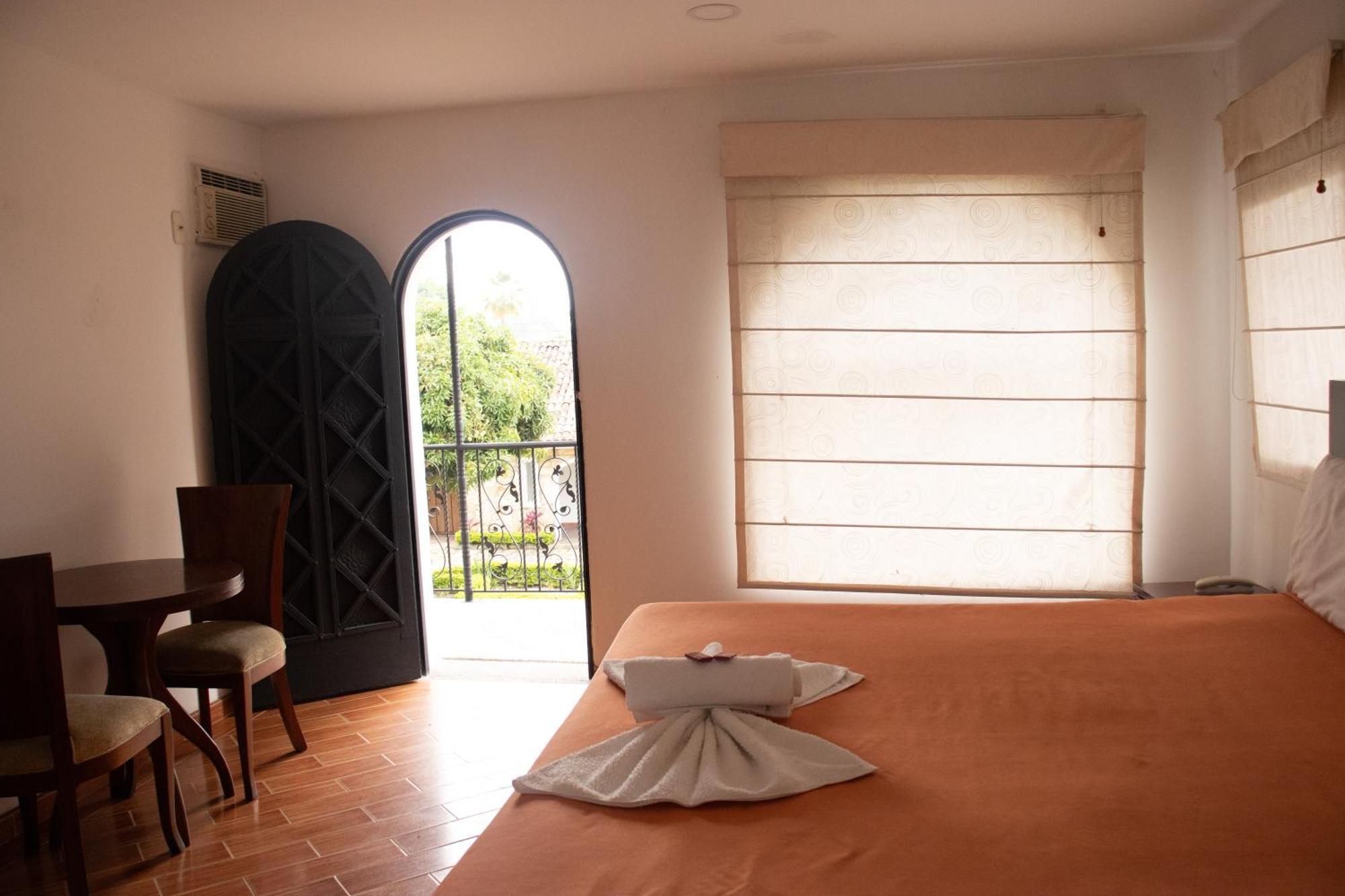 Hotel El Castillo 치나우타 외부 사진