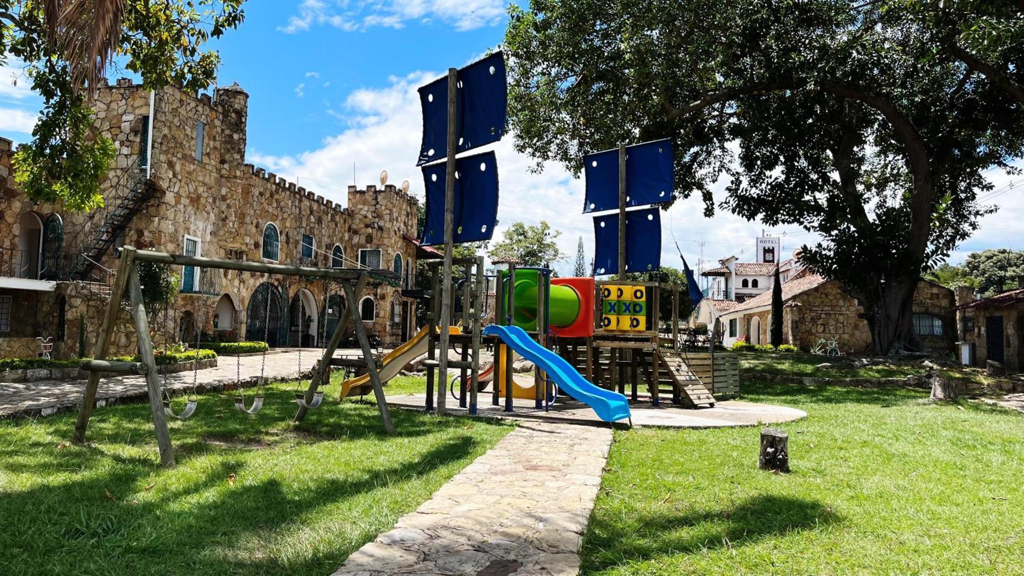 Hotel El Castillo 치나우타 외부 사진